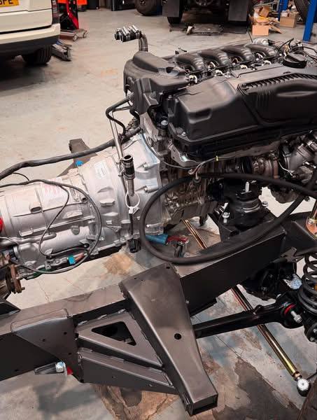 Land Rover Defender M57 8HP Conversion Kit